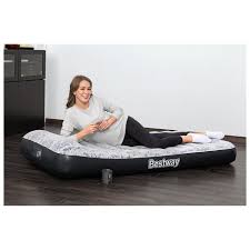Ihr luftbett pumpt sich selbst auf! Bestway Twin Aufblasbares Bett Bei Global Rus Trade Kaufen