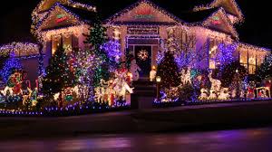 Christmas decorations ideas for downtowns. Where To Find The Best Christmas Decorations Holiday Lights Displays In Chicago