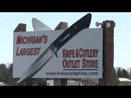 Knives Ship Free ........an interview with Derrick Bohn 2018