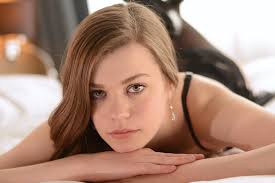 Model Michelle De Vos added a new...