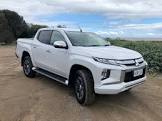 MITSUBISHI-TRITON