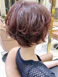 25歳からの 毛先パーマ 黒髪 ことりベージュ l056109268 アンド ストーリーズ 表参道 stories のヘアカタログ ホットペッパービューティー 髪型 ボブパーマ ヘアスタイル