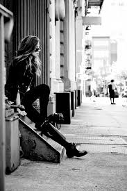 Black And White Street Photography Portraits With Its Own Style More Outfits Like This On The Stylekick App Download At Http App Stylekick Com Black And Street Fashion Photography Photography Photo