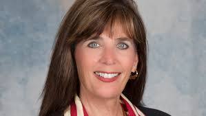 Wendy Borowski's Instagram, Twitter & Facebook