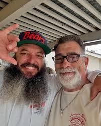 Johnny Peace (@johnnysbombbbq) • Instagram photos and videos