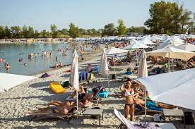 The following 14 files are in this category, out. Hitze In Der Hauptstadt Budapest Strande Sind Gut Besucht Ungarn Tv Com Reisemagazin Aktuelle Nachrichten