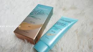 Himalaya brand menawarkan beberapa produk sabun cuci muka, di mana teksturnya lembut serta halus, sehingga tidak berat di wajah. Produk Wardah Dari Negara Seberang Best Mek Onie
