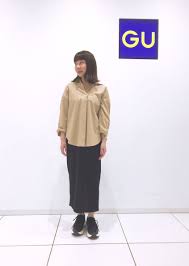 guの新作で着やせ スタイリスト丸尾が背が低くてぽっちゃりさんを ほっそり縦長に変身させます 背が低い ファッション ぽっちゃり コーディネート ぽっちゃりさんのファッション