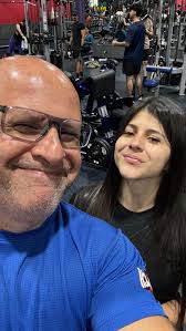 Mi día a día en la oficina!!!! #fitlife #fitnesslife #fitnessjourney  #entrenadorpersonal #fitnesstrainer #costarica🇨🇷