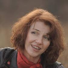 Dana Florian's Instagram, Twitter & Facebook