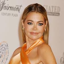 Designers are in awe of Denise Richards' lush backyard