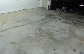 Popular tile materials include polypropylene and pvc as well as rubber and steel, and the tiles can be rigid or flexible depending on your needs. 5 Best Garage Floor Covering Ideas Garage Floor Covering