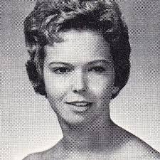 Dixie Graham's Instagram, Twitter & Facebook