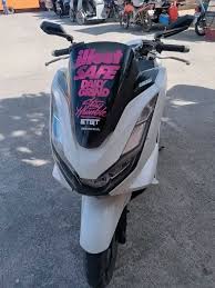 Lasika, karera ng mga tricycle😂😂😂