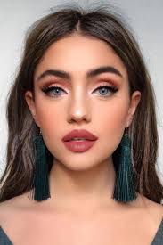 If There Is A Best Time To Play With Makeup Festive Season It Is Makeup Dramaticmakeup Festival Co Simple Makeup Looks Wedding Makeup Looks Glam Makeup Look