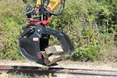Thumb Bucket - Ballast Tools Equipment (BTE)