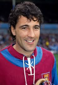 Happy Birthday to Aussie Legend and ex world Number 2 Dean 'Deano' Williams!  Have a great day dean.....