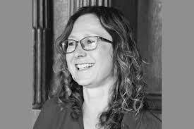 Linda Nauman's Instagram, Twitter & Facebook