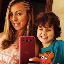 Foi há precisamente dois anos que o país acordou com a notícia da morte prematura do ator rodrigo menezes. Fotos Filho De Rodrigo Menezes Esta Igual Ao Ator
