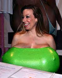 Chelsea Charms - Wikipedia
