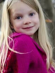 Anne Parker's Instagram, Twitter & Facebook