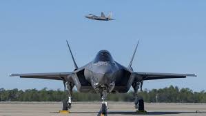 This one is seen at the cleveland national. Lockheed Martin F 35 Lightning Ii Das Mega Programm Flug Revue