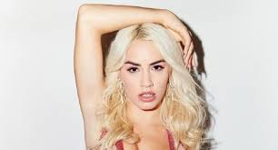 After their separation, she started a romance with mariano martinez but it didn't last even a year as they broke up in 2016. Lali Esposito Archives World Today News