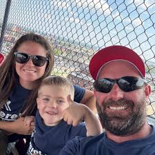 What are some public places to bow hunt in Missouri?