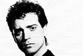 Russell Webb's Instagram, Twitter & Facebook