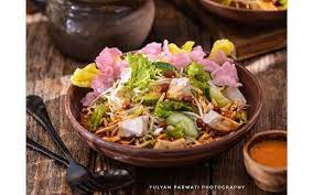 5 Asinan Betawi Paling Segar Enak Pakai Sambal Kacang Dan Kerupuk