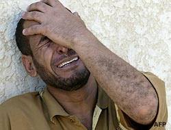 Resultado de imagen para hombre llorando