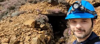 AditNow is an information sharing resource and discussion forum for the  mine exploration community as well as industrial archaeologists,  researchers, historians and anybody with an interest in mine exploration or  mining history.