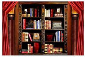 Background Rak Buku Wisuda Hd