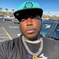 Stream Benjamin Wiggins music