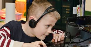 How to Tell if Your Child Has a Problem With Screens