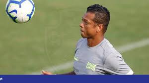 De acuerdo a la información, el volante habría agredido a su papá y otras personas cercanas. Hlocszz5ac 1jm