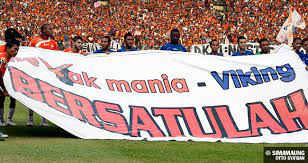 Mp3 duration 10:35 size 24.22 mb / jakarta never surrender 4. Persib Bandung Berita Online Simamaung Com Polda Jabar Gagas Islah Damai Bobotoh Jakmania