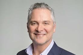 Bruce Feist's Instagram, Twitter & Facebook