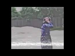 Pentru un orez cu lapte cremos se merge si pana la 1:8 (adica la 100 g orez se pun 800 ml lichid). Video Pregatar