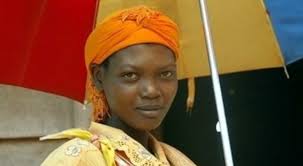 Dal 2006, infatti, in italia esiste una legge specifica che punisce l'infibulazione effettuata su donne e bambine. Stop All Infibulazione In Nigeria E Il Primo Stato Africano A Dichiararla Illegale