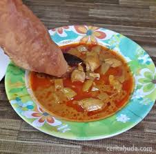 1001 types of malaysian kuihs. Sarapan Pagi Kayu Keramat Cicah Kari Ayam Cerita Huda By Huda Halid