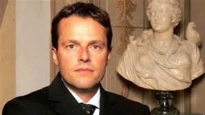 Mps, colpo di scena: "Riesumate la salma di David Rossi"