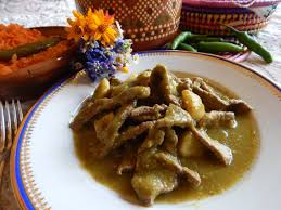 Bistec En Salsa Roja De Jitomate Bistec En Salsa Verde Con Papas Bistec En Salsa Bistec De Res Recetas Bistec Con Papas