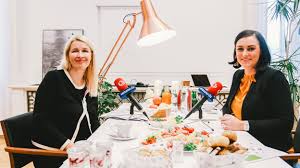 How much of elisabeth köstinger's work have you seen? Umweltministerin Elisabeth Kostinger Zu Gast O3 Sendungen