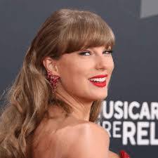 Bubba Swift's Instagram, Twitter & Facebook