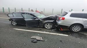 Un accident în care au fost implicate 20 de maşini a blocat total traficul pe autostrada soarelui. Ckqz2lwghqkifm