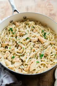 Healthy One Pot Chicken Alfredo Dairy Free Yuri Elkaim Recipe Healthy Chicken Alfredo Chicken Alfredo Recipes Dairy Free Pasta
