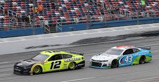 Racing fans can watch the nascar live stream whether or not they have cable. 0 41gwqy1cxyem