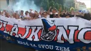 Obmýva ho baltské more a severné more. Vlajkonosi Cesko Dansko Plac Baczynskiego Pochod Youtube
