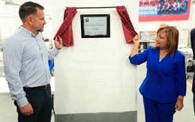 Inaugura gobernadora empresa EDESEG en Santa Cruz Tlaxcala